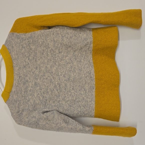 Cos Wool Colorblock Sweater - Picture 4 of 4